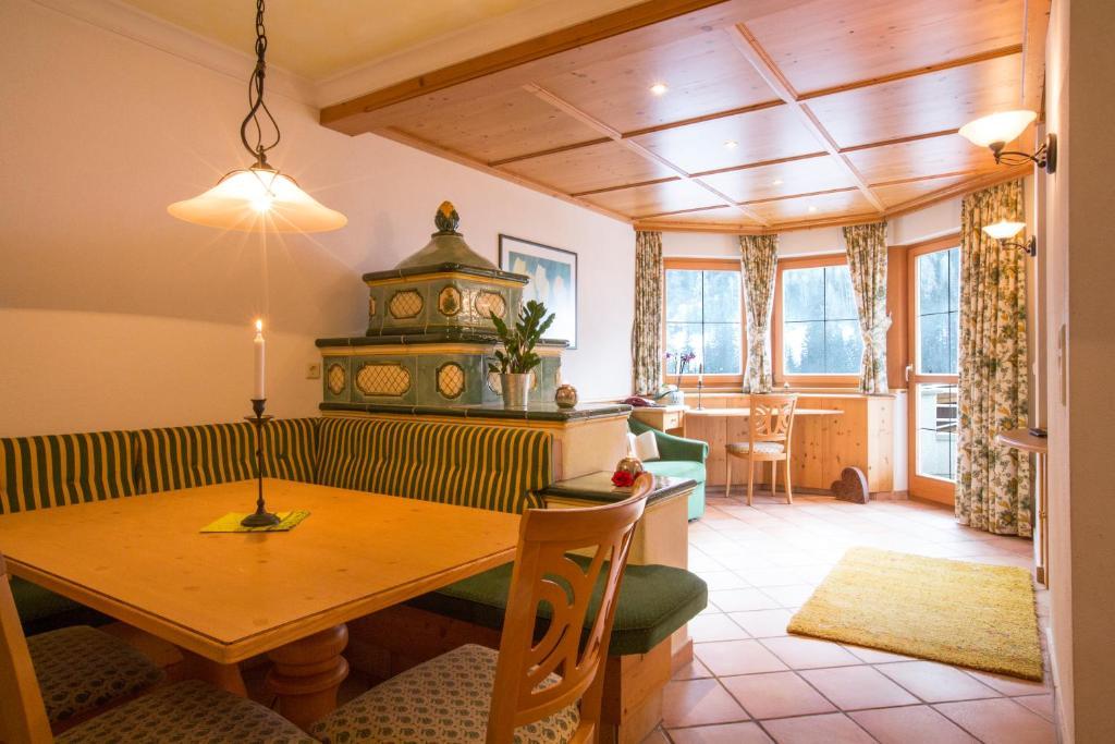 Fliana Arlberg Studios Sankt Anton am Arlberg Room photo