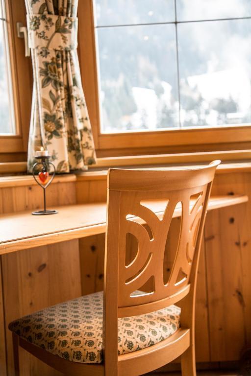 Fliana Arlberg Studios Sankt Anton am Arlberg Room photo